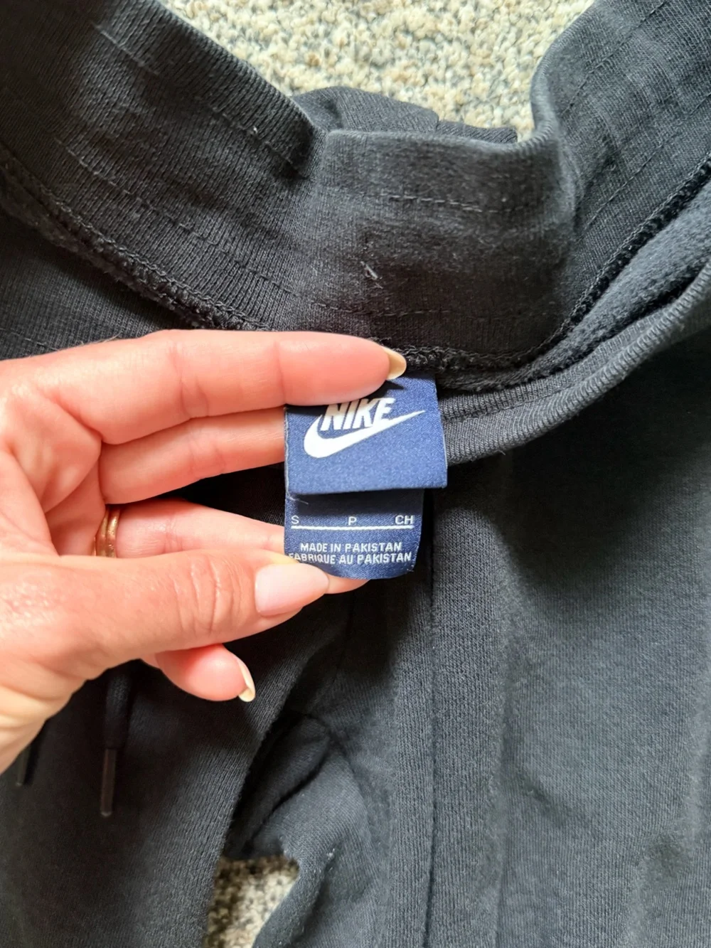 Nike Black Women' Light Weight Joggers with White Swoosh Size Small